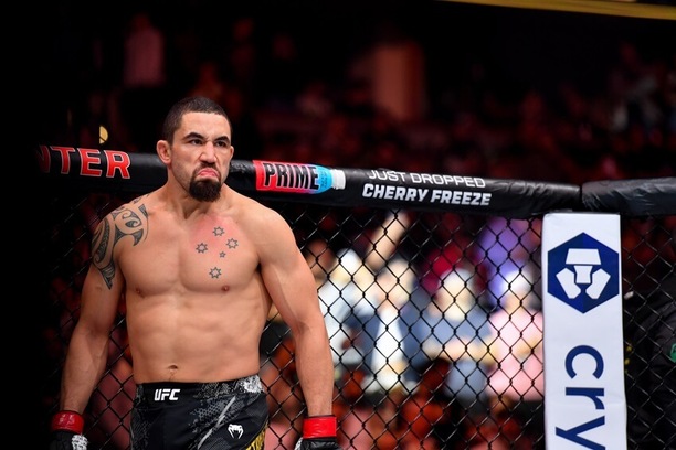 Whittaker vs Aliskerov na UFC Fight Night